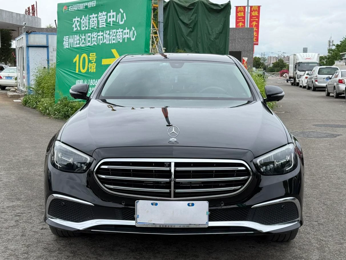 Mercedes-Benz E-Class E300 L Facelift  - exterior