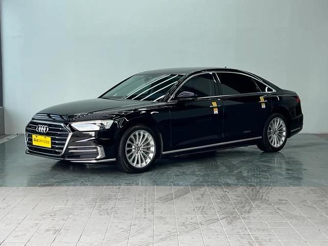 Audi A8L 50 TFSI Facelift Comfort Trim