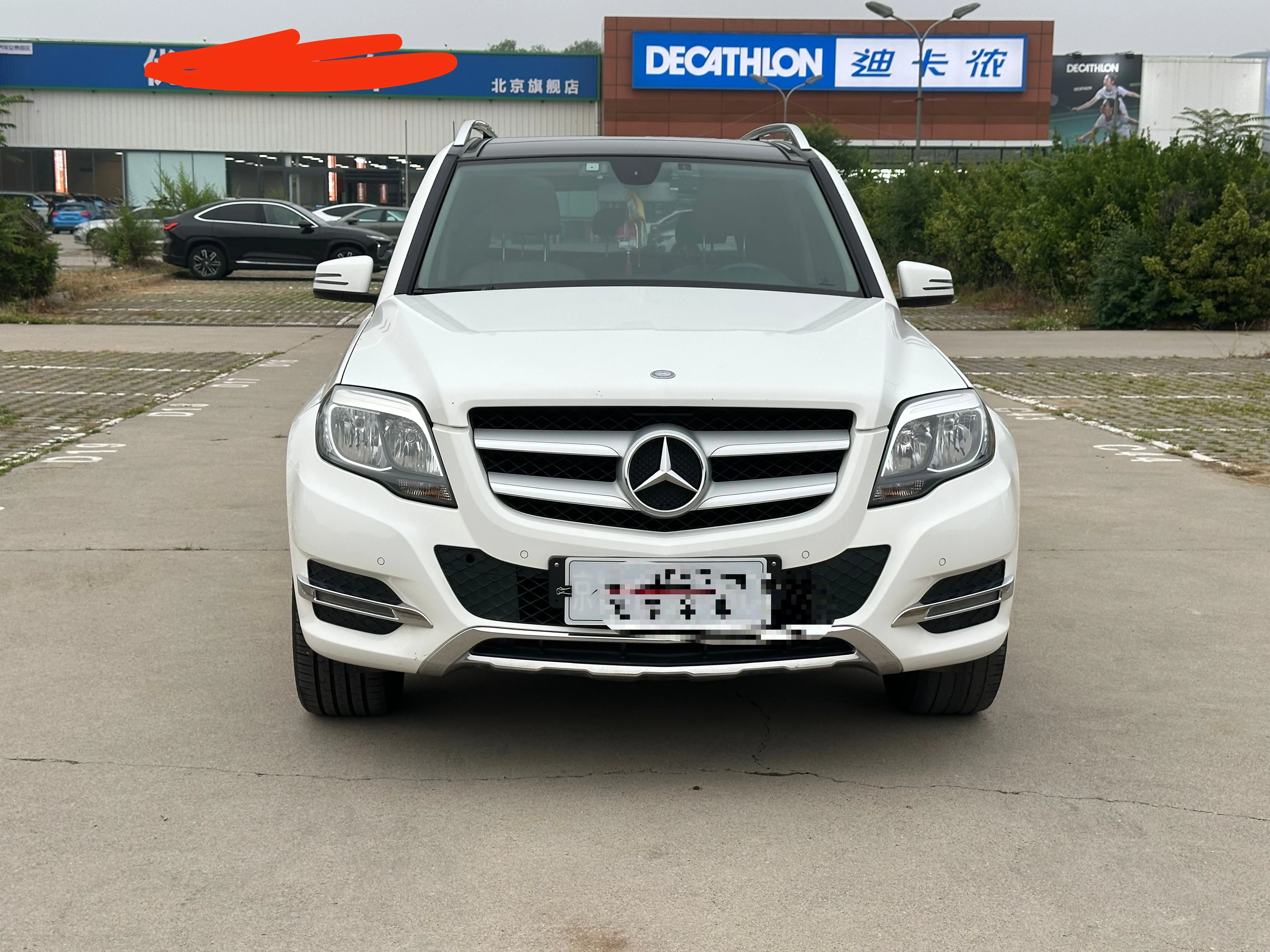 Mercedes-Benz GLK  300  4WD - exterior