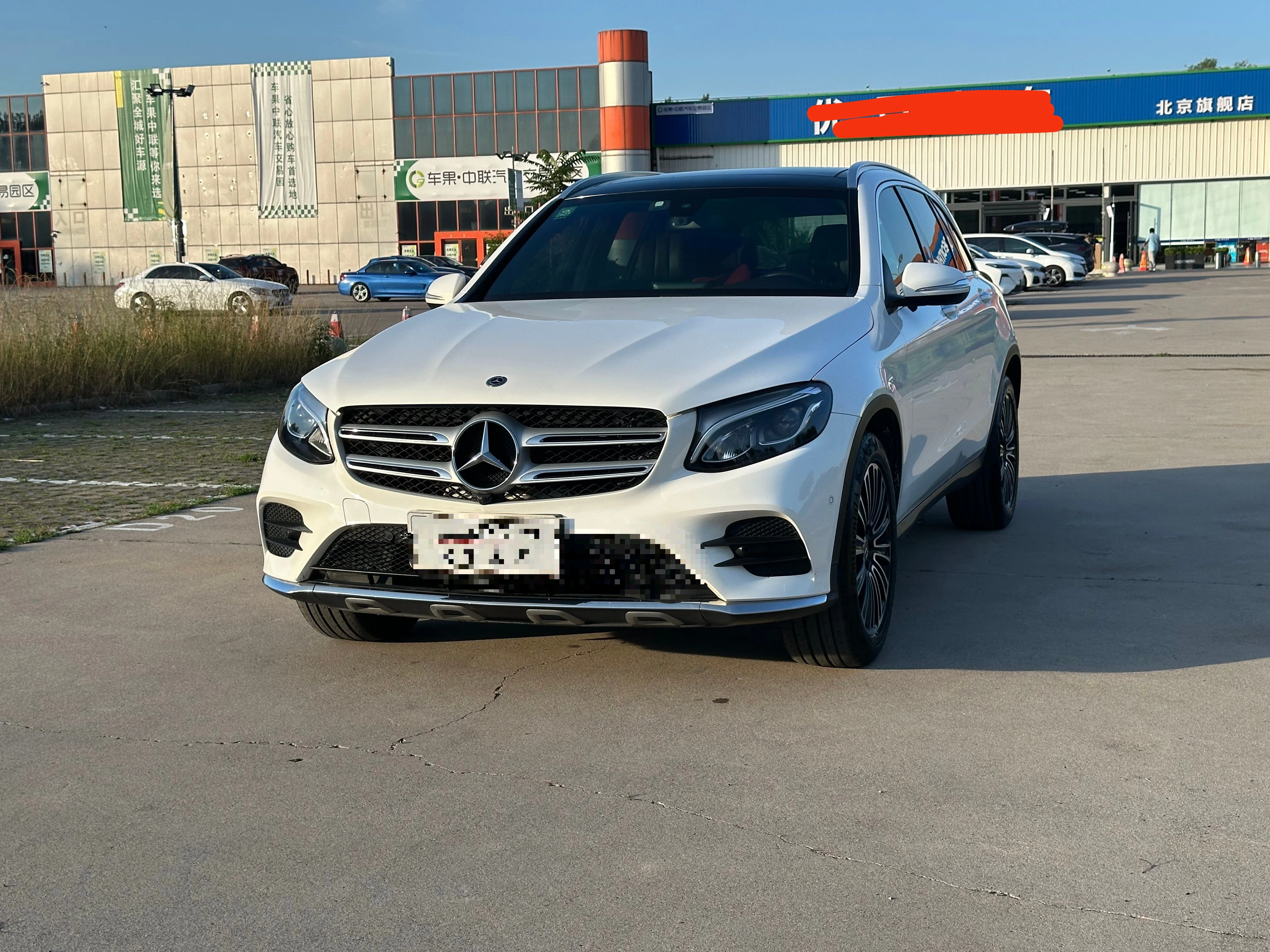 Mercedes-Benz GLC 260L  4WD