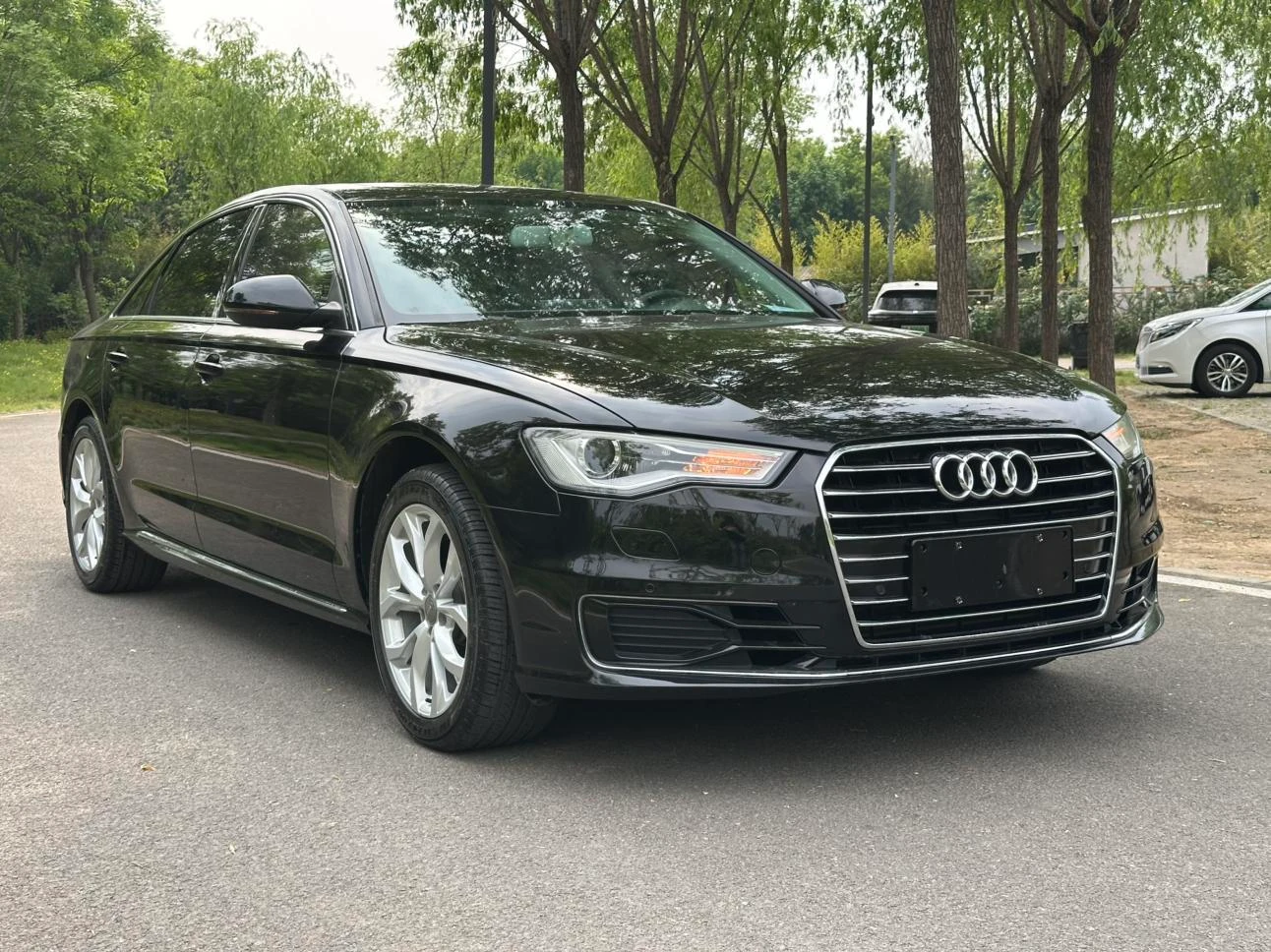 Audi A6L Sport Edition - exterior