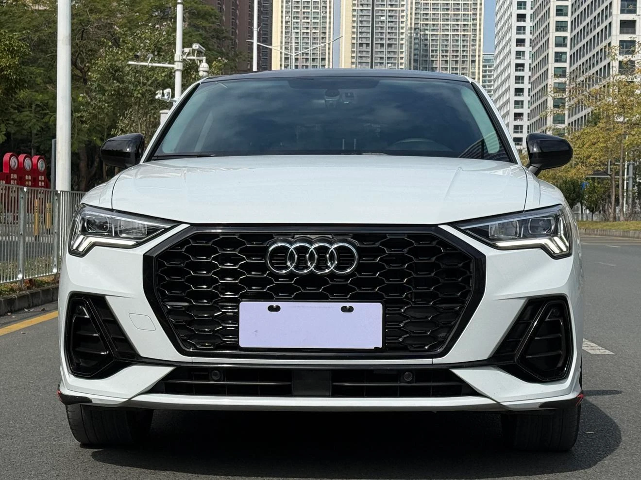 Audi Q3 Sportback 40 TFSI (Fashion Trim) - exterior