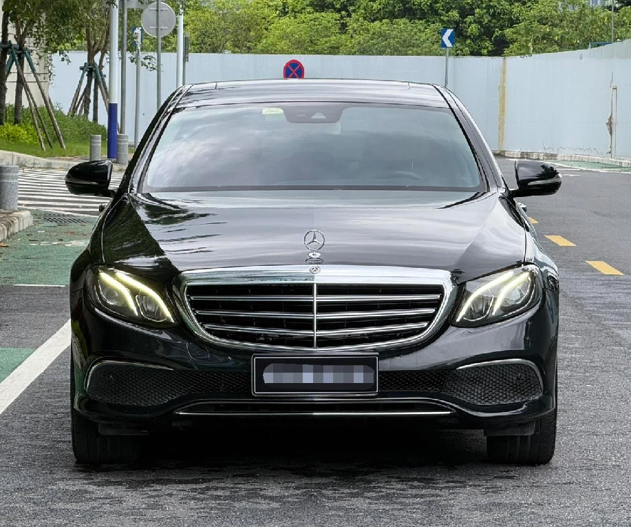 Mercedes-Benz E300 L 