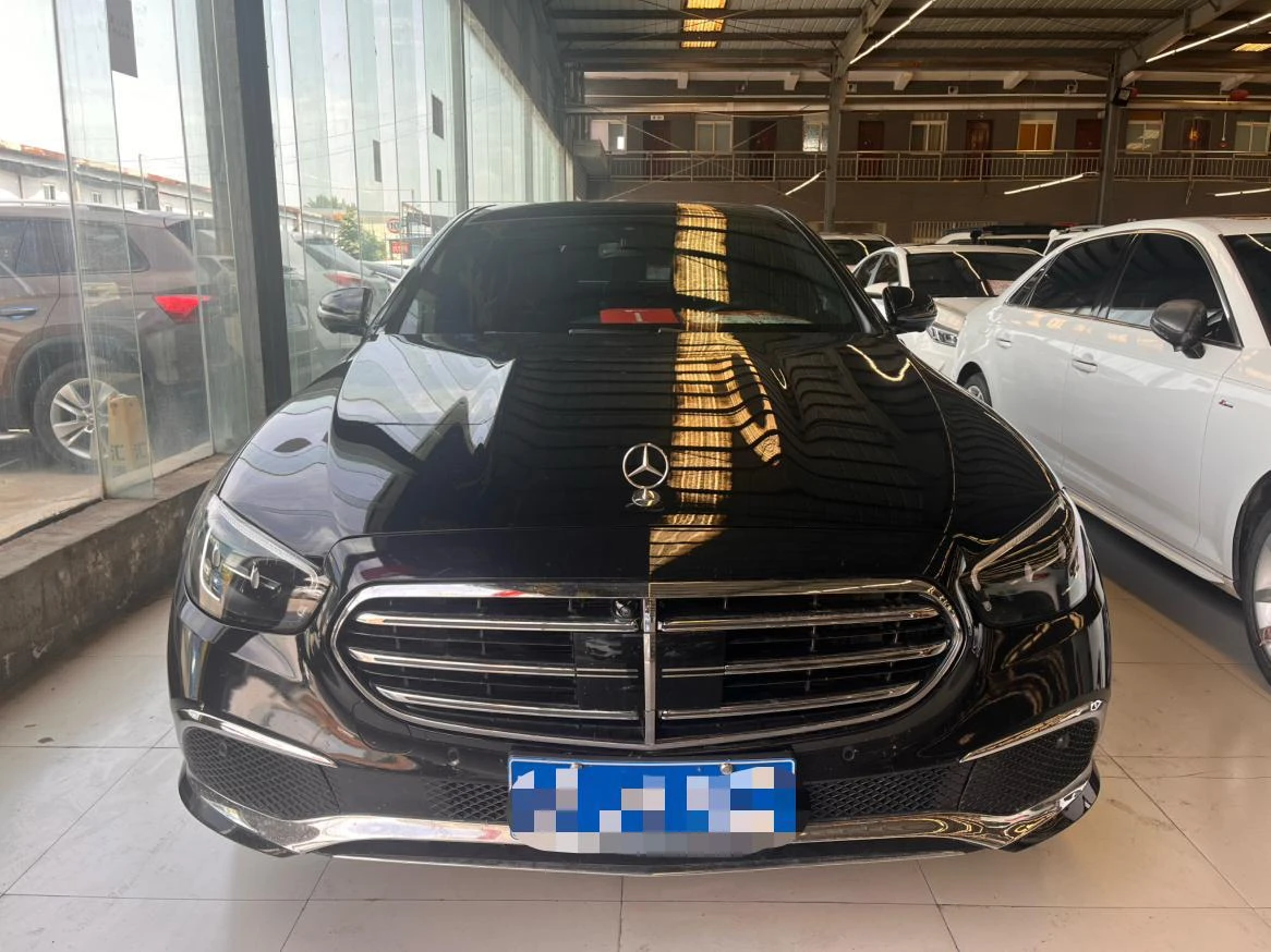 Mercedes-Benz E-Class E300L Fashion - exterior