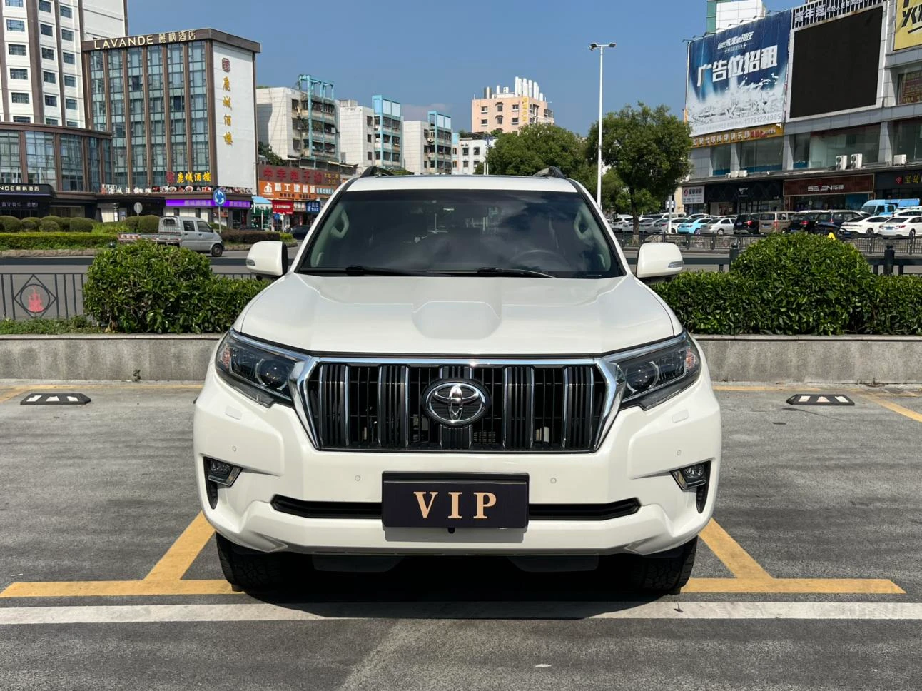 Toyota Prado - exterior