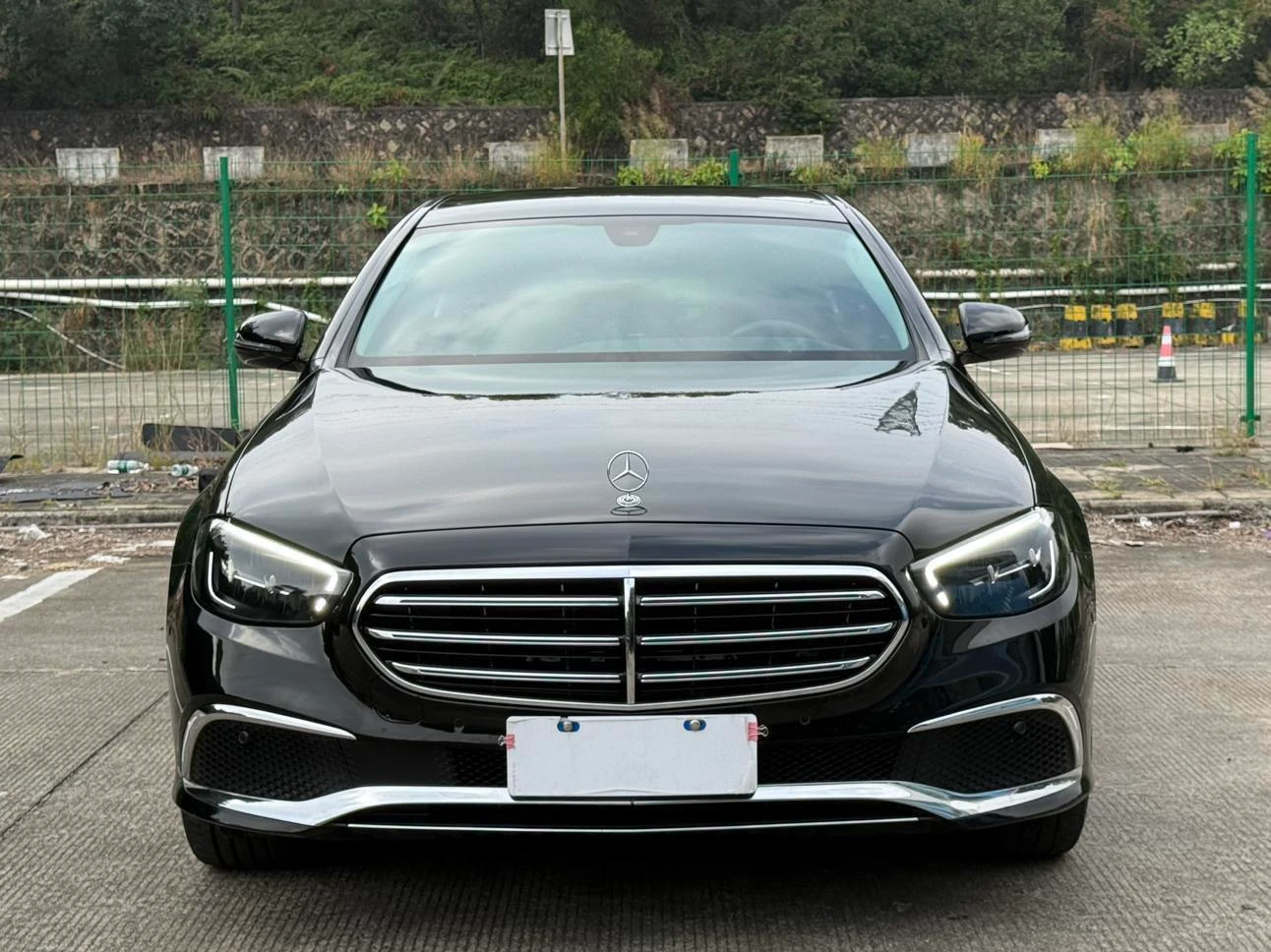 Mercedes-Benz E-Class E260 L