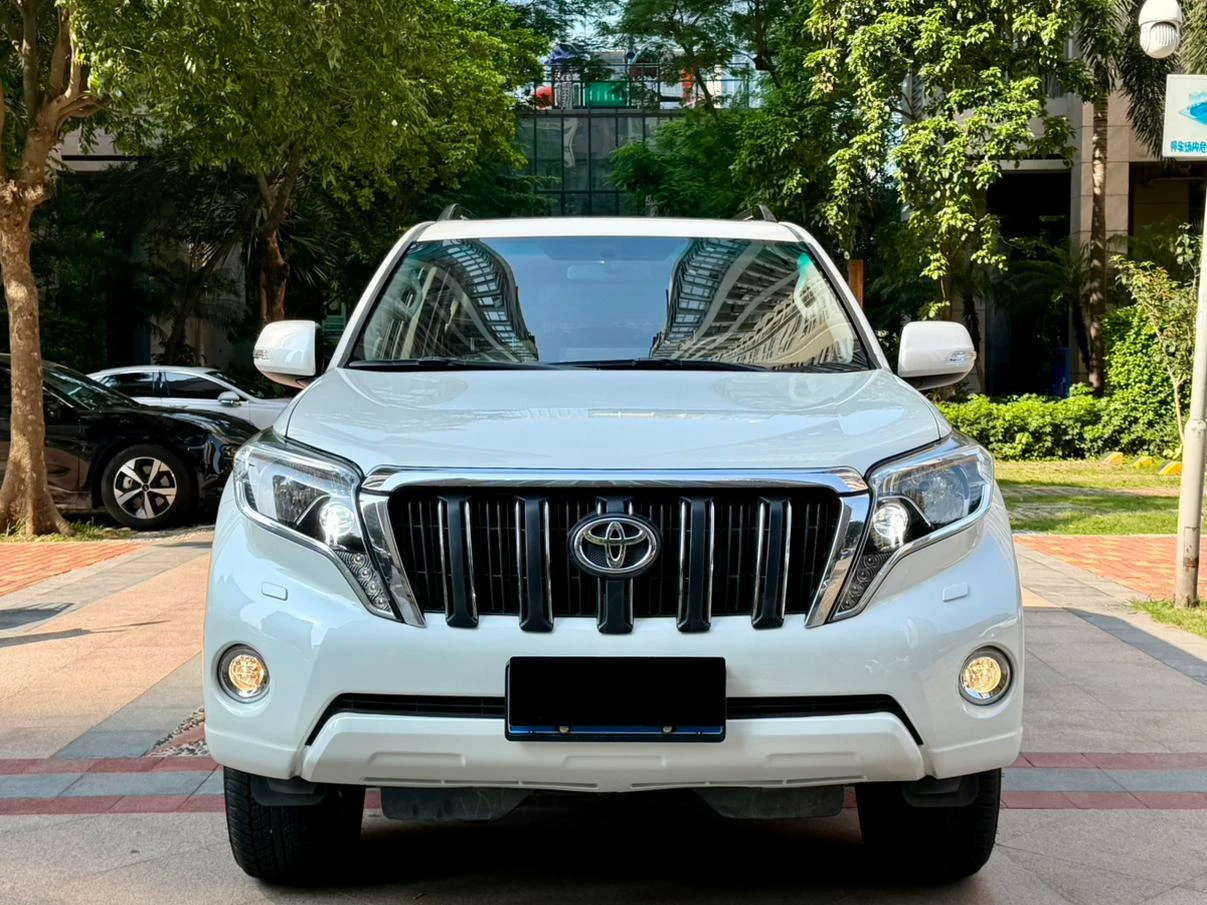 Toyota Prado - exterior