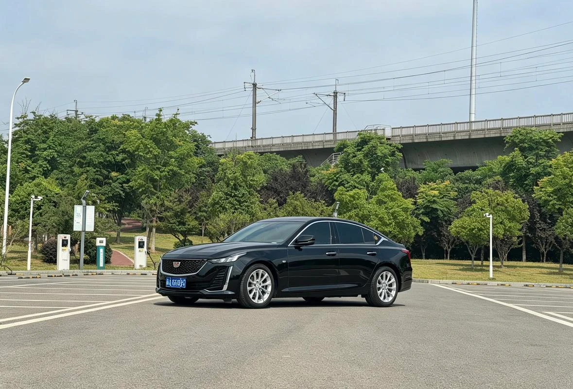 Cadillac CT5 28T Luxury Standard Edition