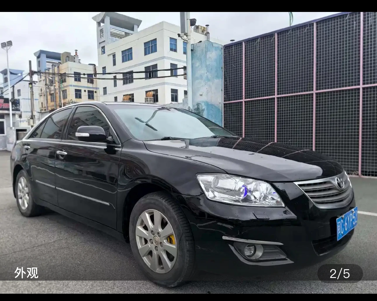 Toyota Camry 240G - exterior