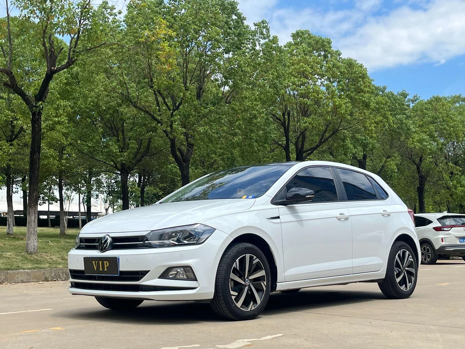 Volkswagen Polo Plus 1.5L Automatic Trendy Smart Supreme Edition