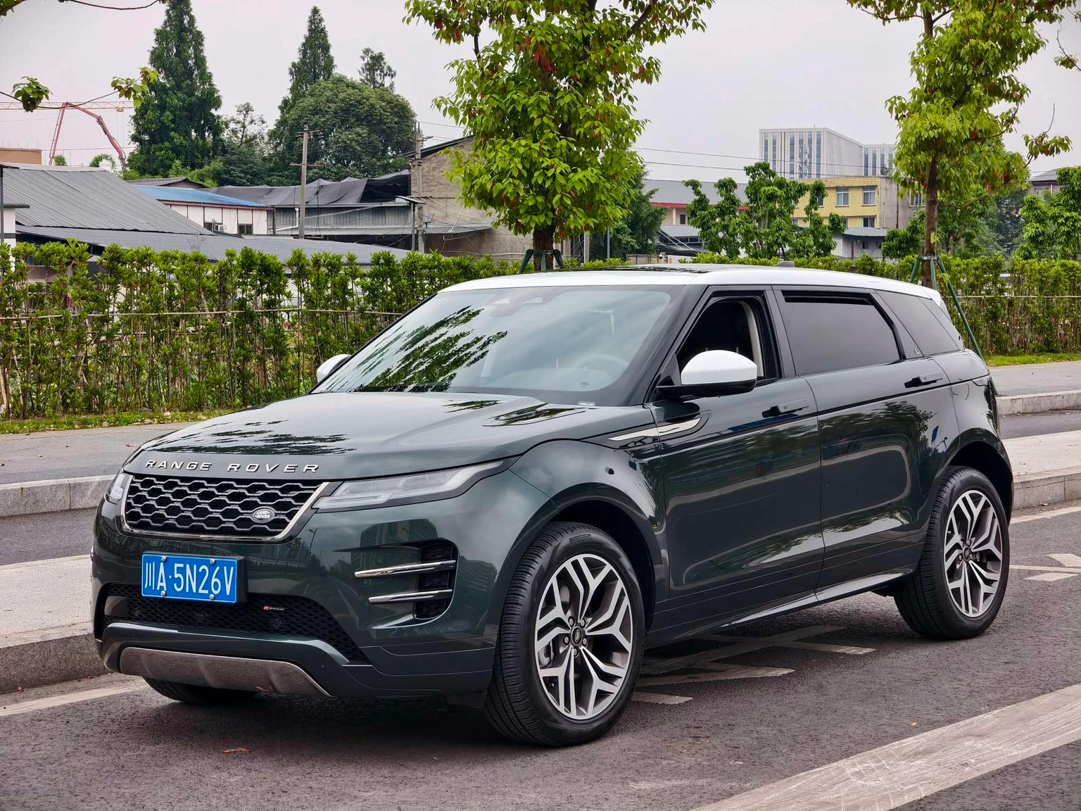 Land Rover Range Rover Evoque L 249PS R-Dynamic Luxury Edition