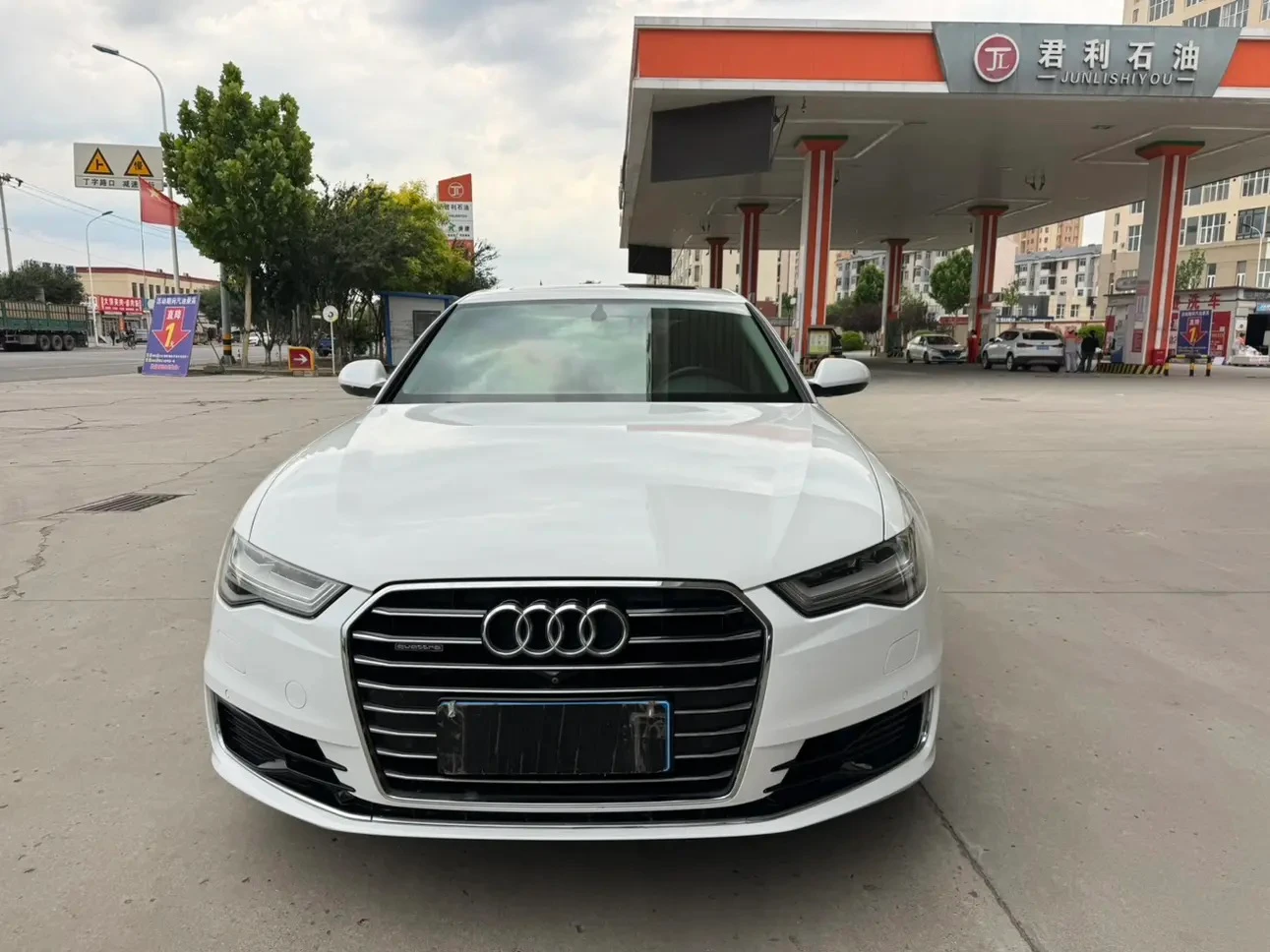 Audi A6L 45TFSI Sport - exterior