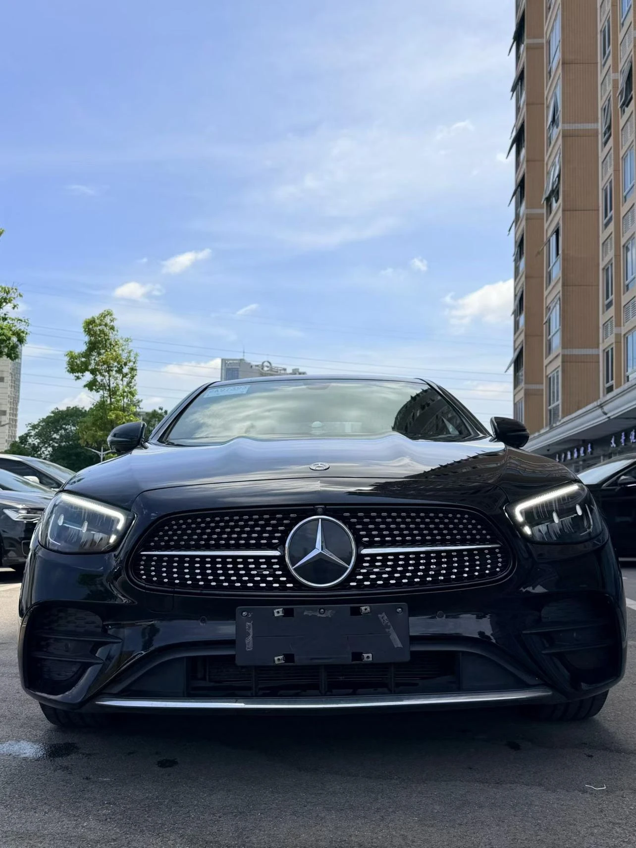 Mercedes-Benz E-Class E300 L Facelift Sport Edition
