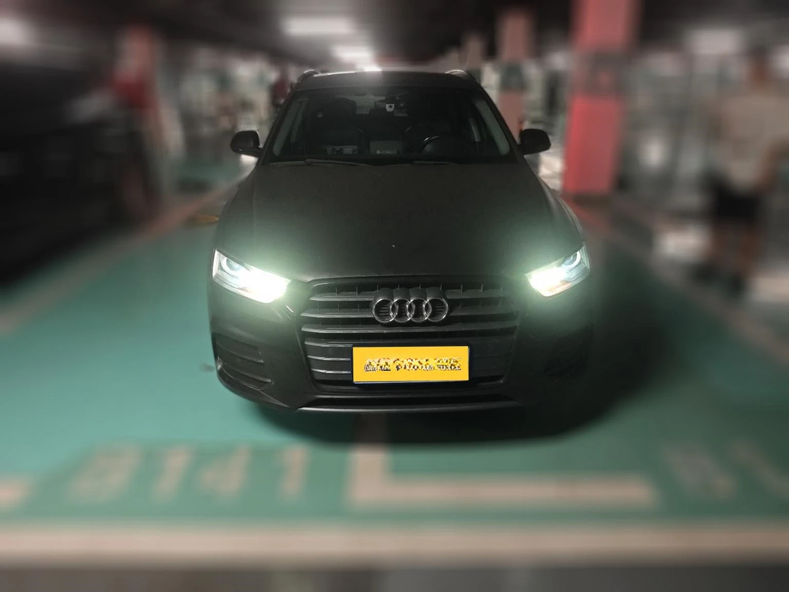 Audi Q3 30 TFSI Fashion Line - exterior