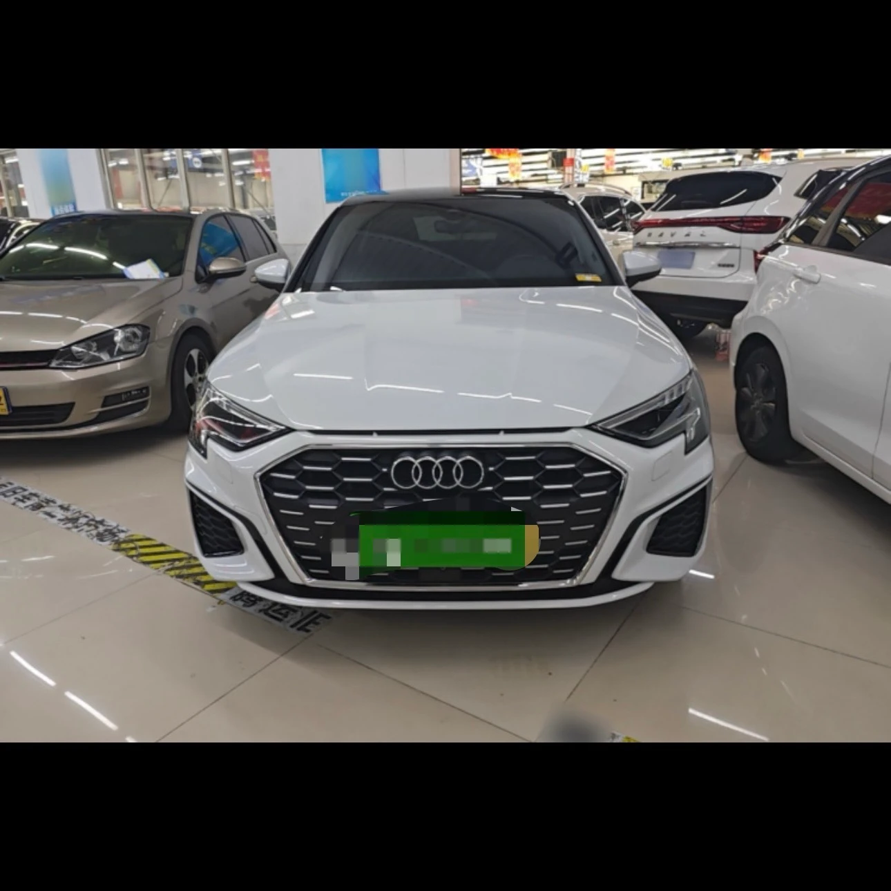 Audi A3L Sport 35 - exterior