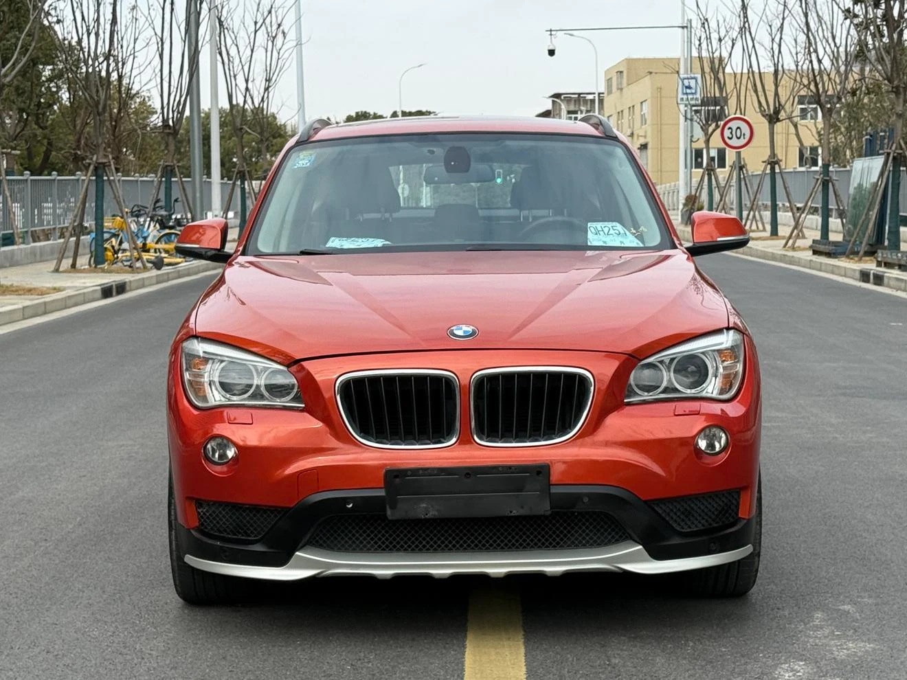 BMW X1 sDrive18i Fashion Plus Edition - exterior
