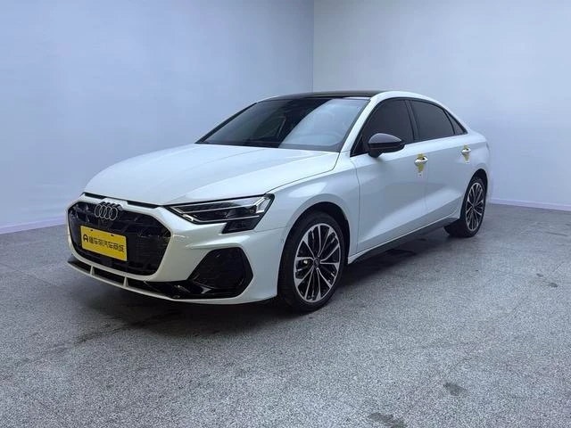 Audi A3L 35 TFSI Feichi Premium Trim