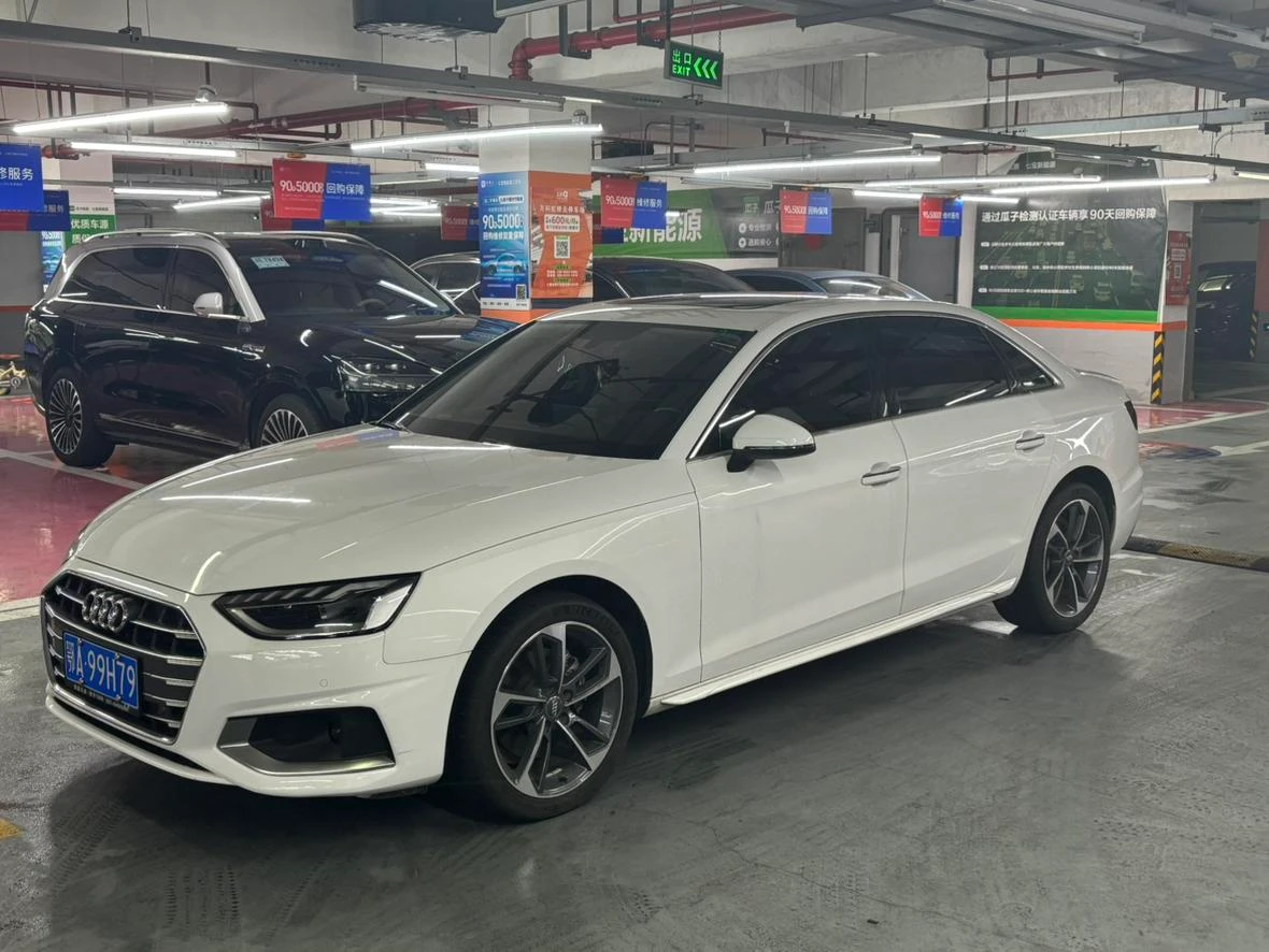 Audi A4L 40TFSI 