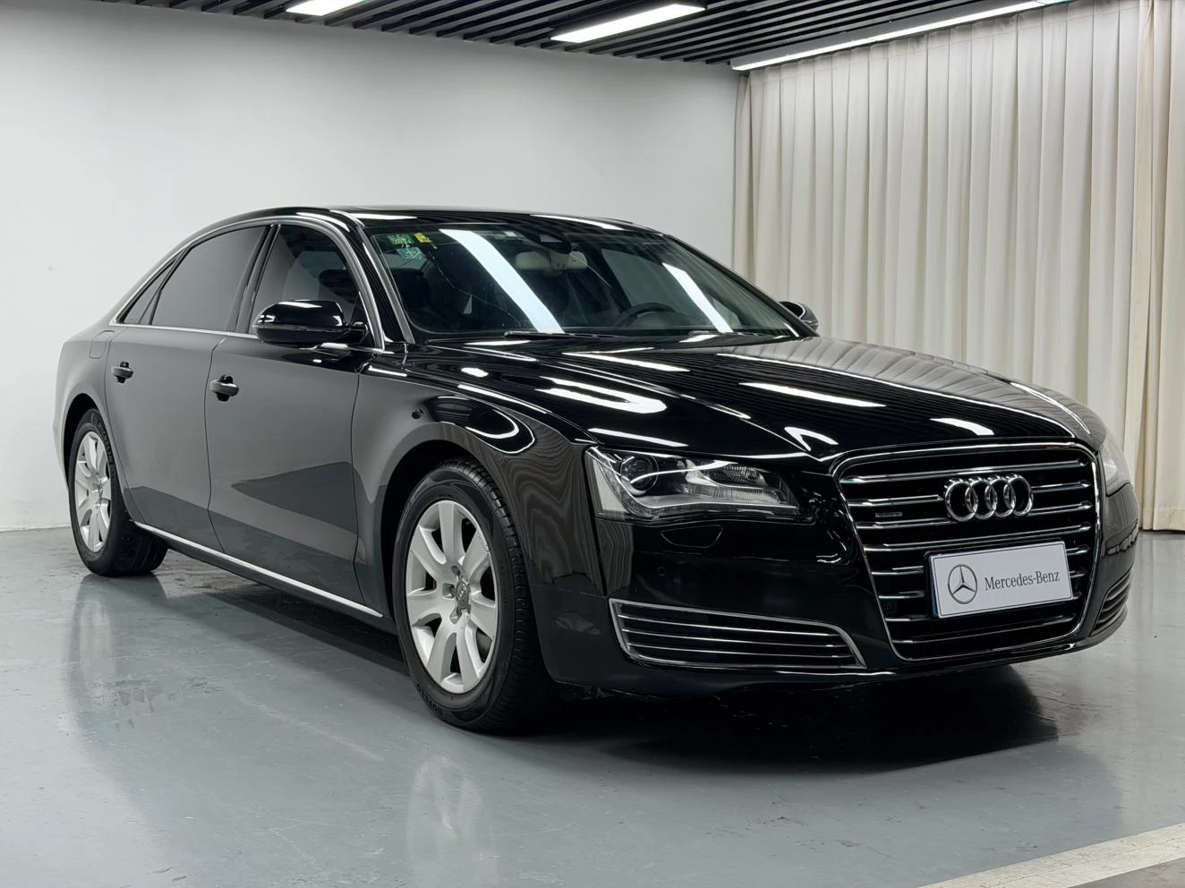 Audi A8L 45 TFSI quattro Luxury - exterior