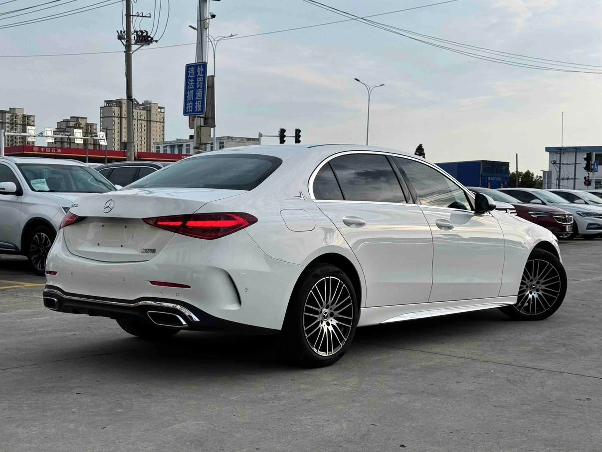 Mercedes-Benz C-Class  200 L Sport - exterior