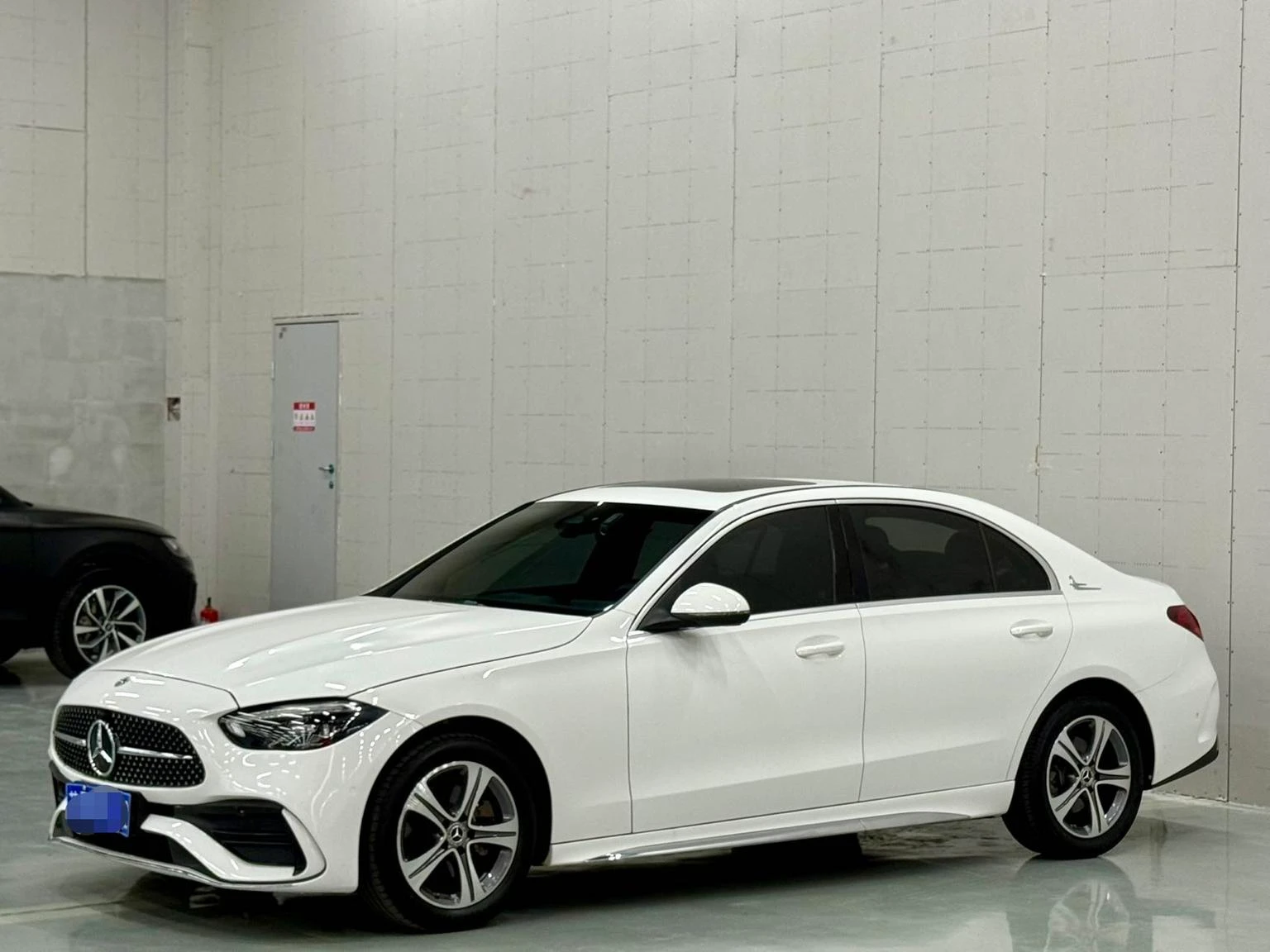 Mercedes-Benz C-Class C200 L Sport Edition - exterior