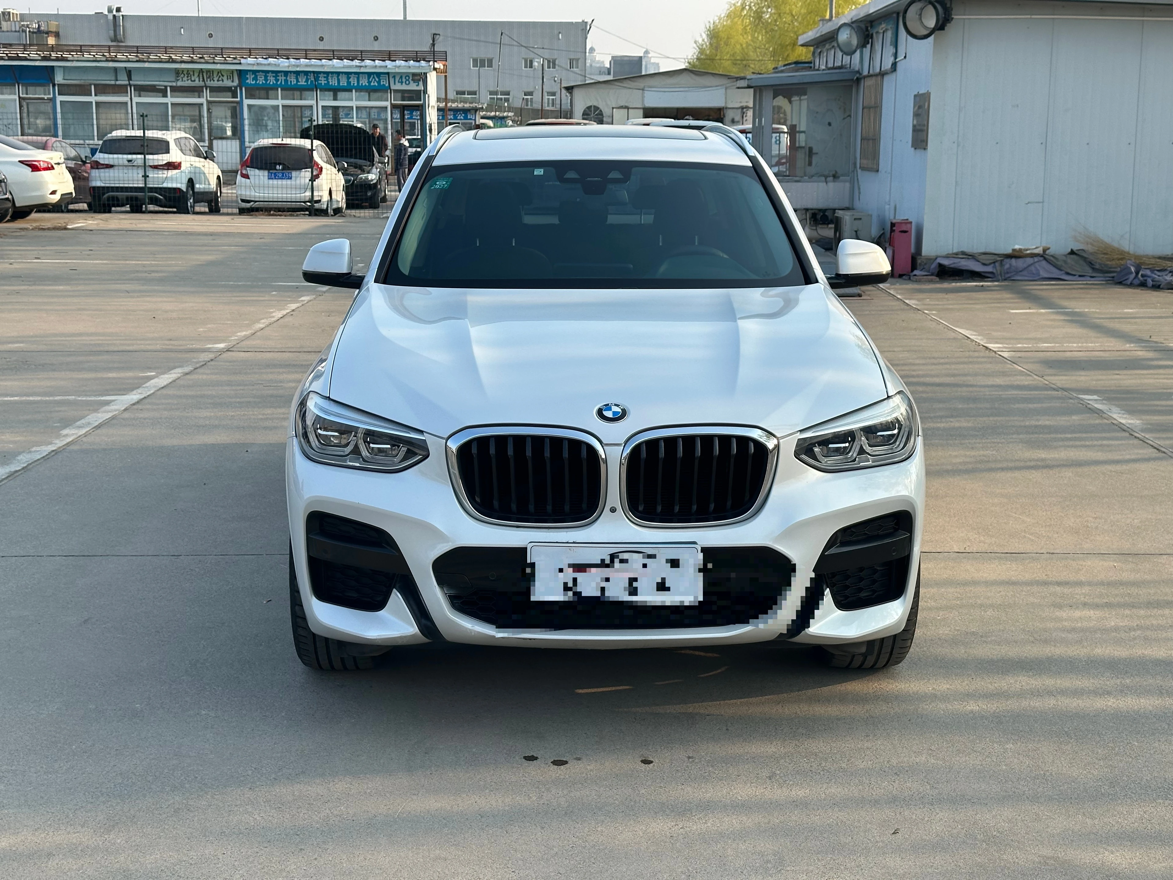 BMW X3  25i  M Sport - exterior