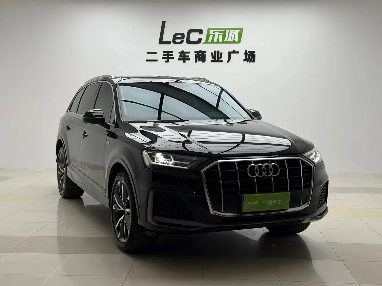 Audi Q7 55 TFSI Sport Trim