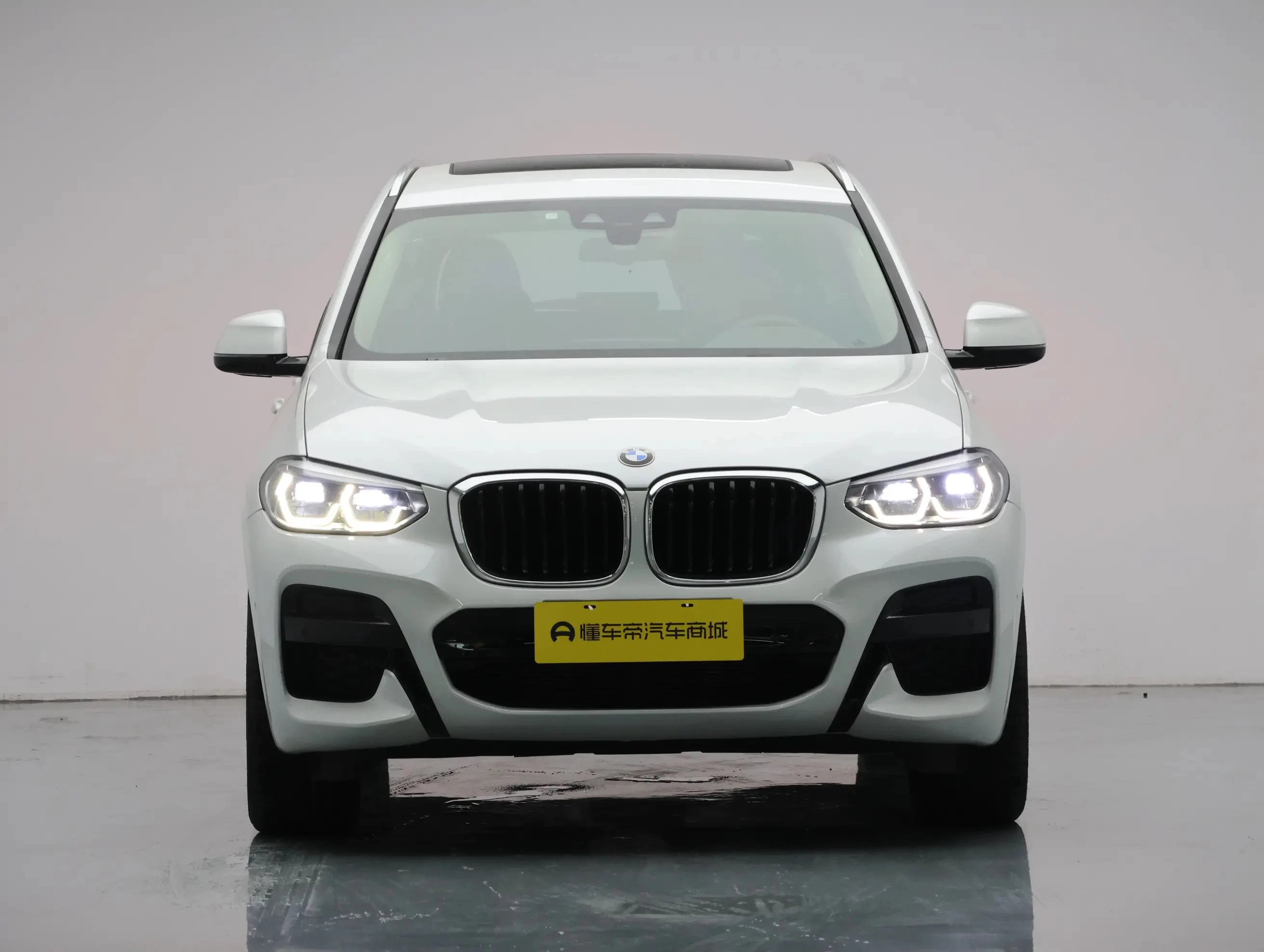 BMW X3 28i M Sport - exterior