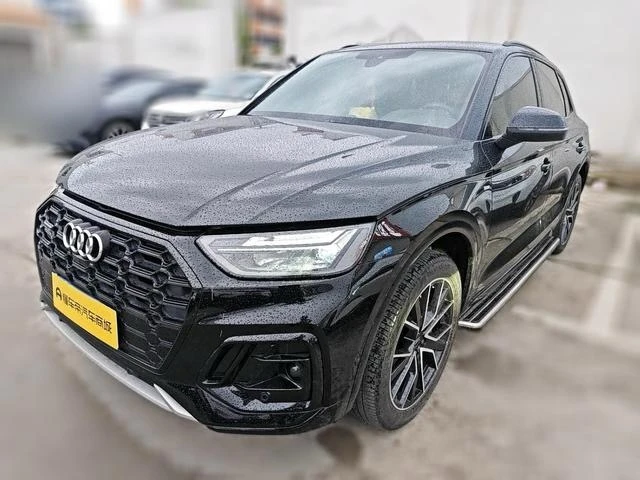 Audi Q5L 45TFSI Luxury Dynamic Model