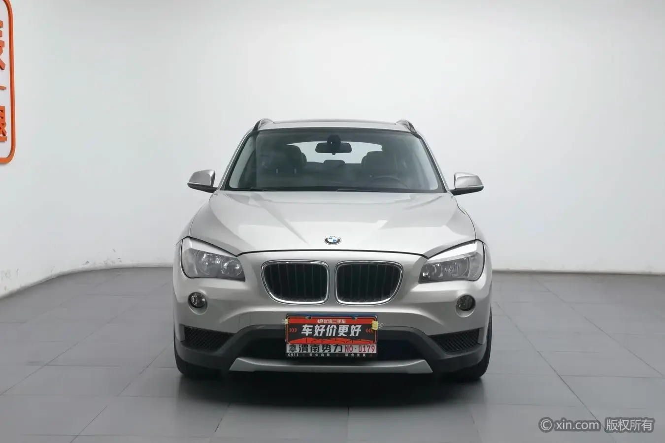 BMW X1 18i  - exterior