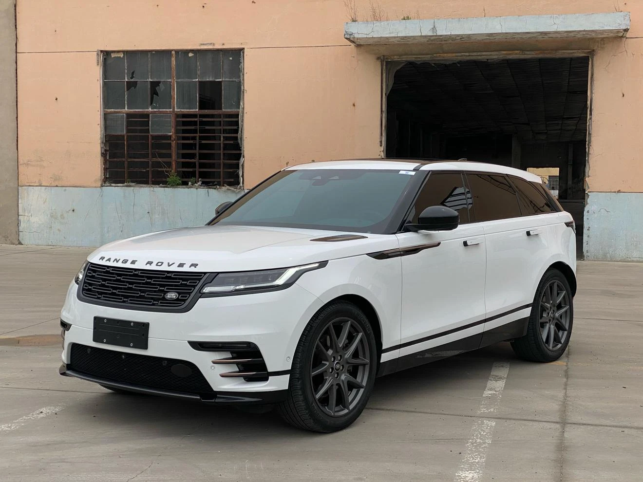  Land Rover Range Rover Velar Dynamic HSE