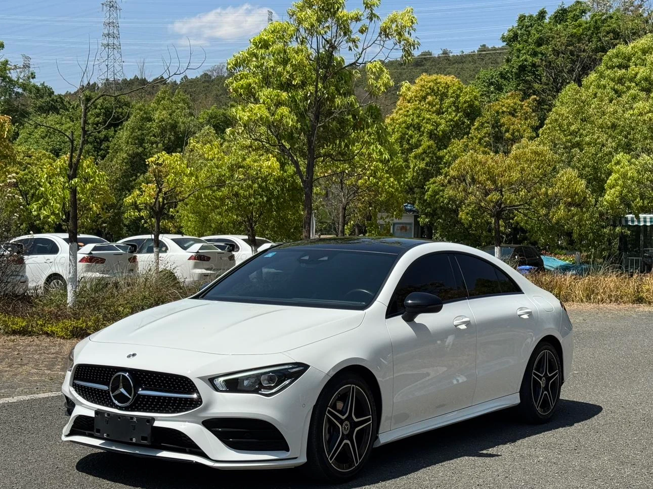 Mercedes-Benz CLA-class 200 4MATIC Four-Door Coupe - exterior