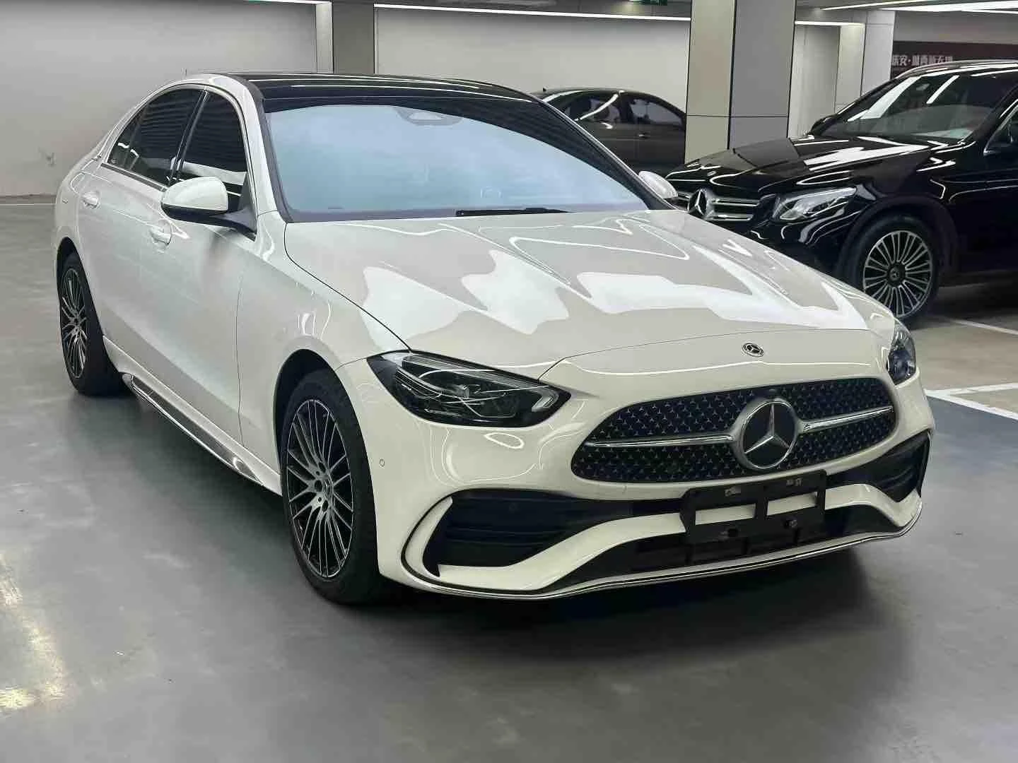 Mercedes-Benz C-Class C260 L Facelift Night Edition - exterior