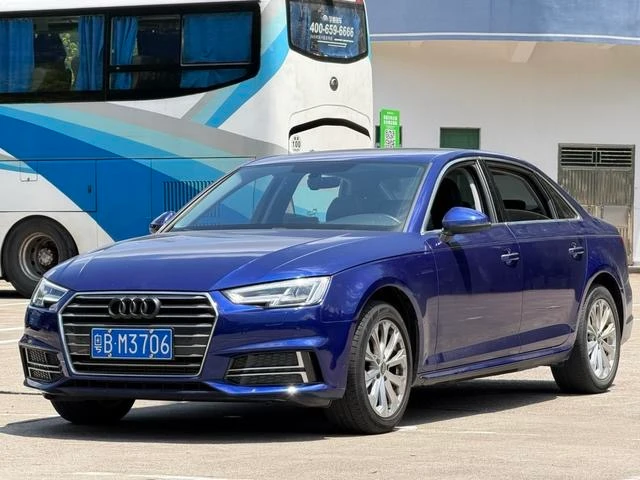 Audi A4L 40TFSI 