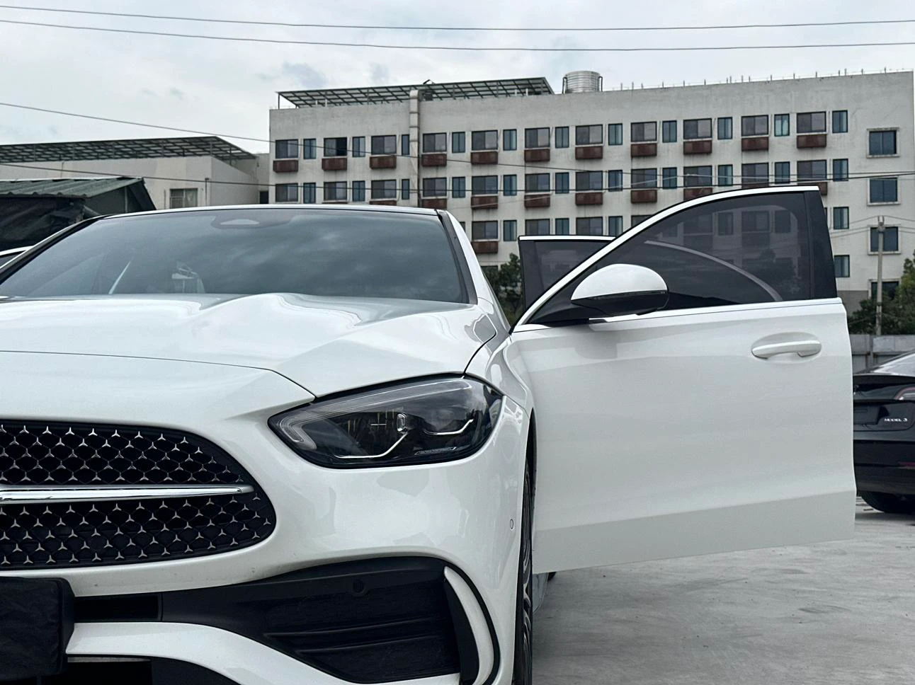 Mercedes-Benz C-Class C260 L Sport Edition - exterior