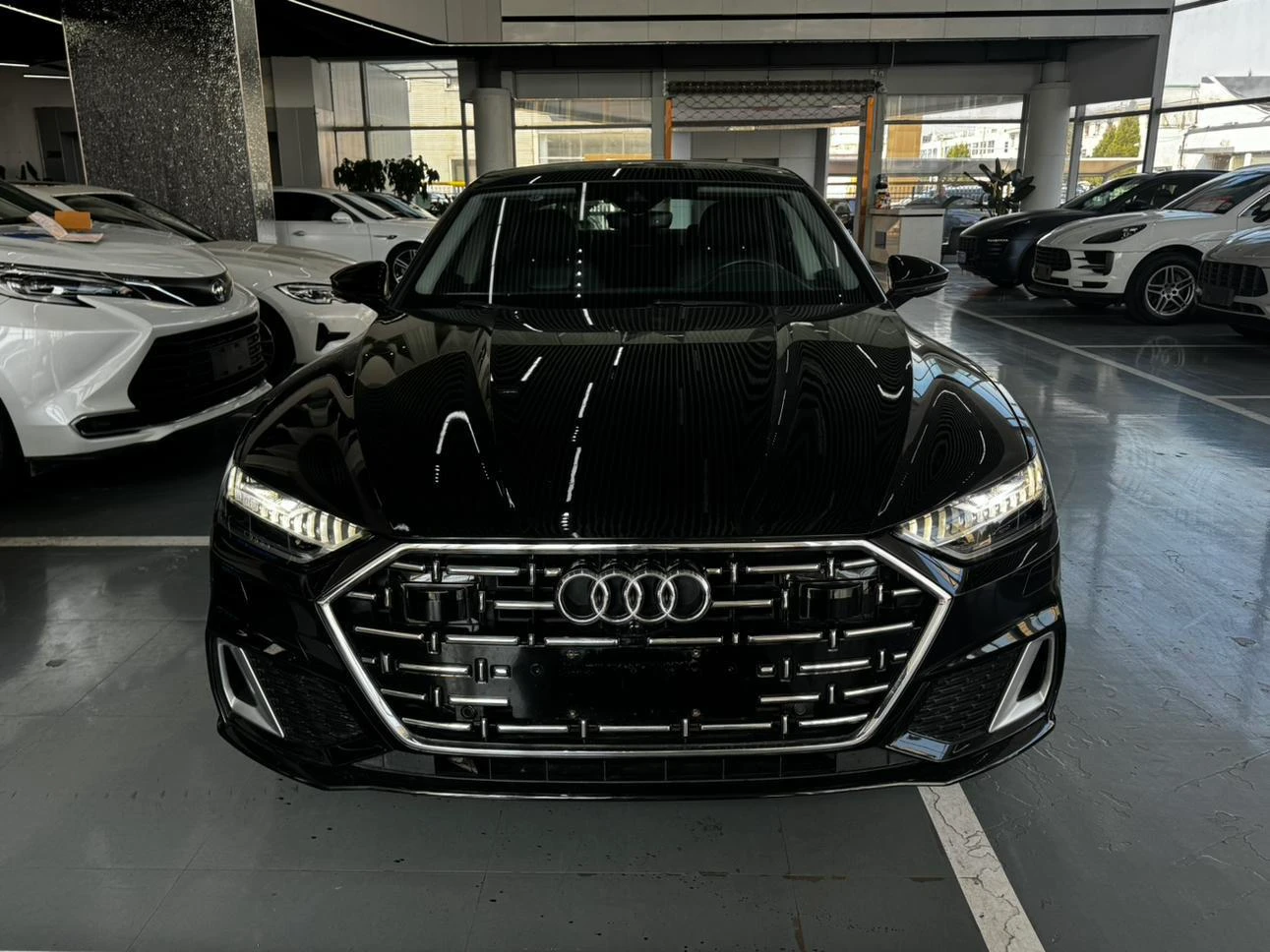 Audi A7L 45 TFSI S-Line