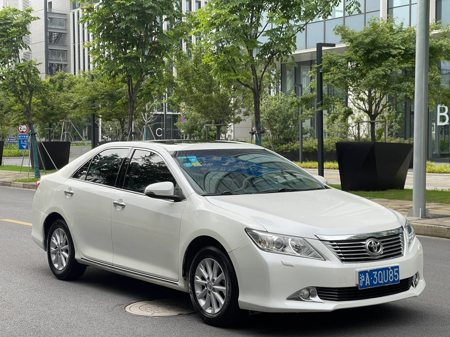 Toyota Camry - exterior