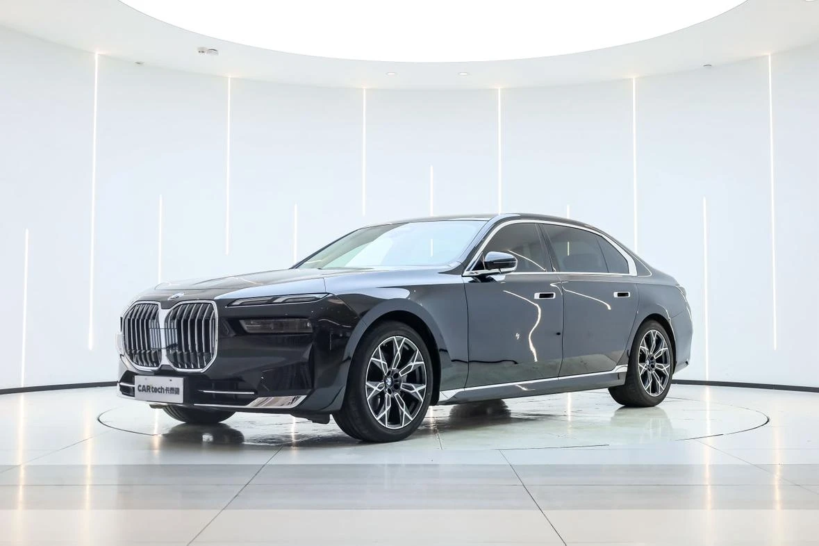 BMW 7 Series 735Li Luxury Package