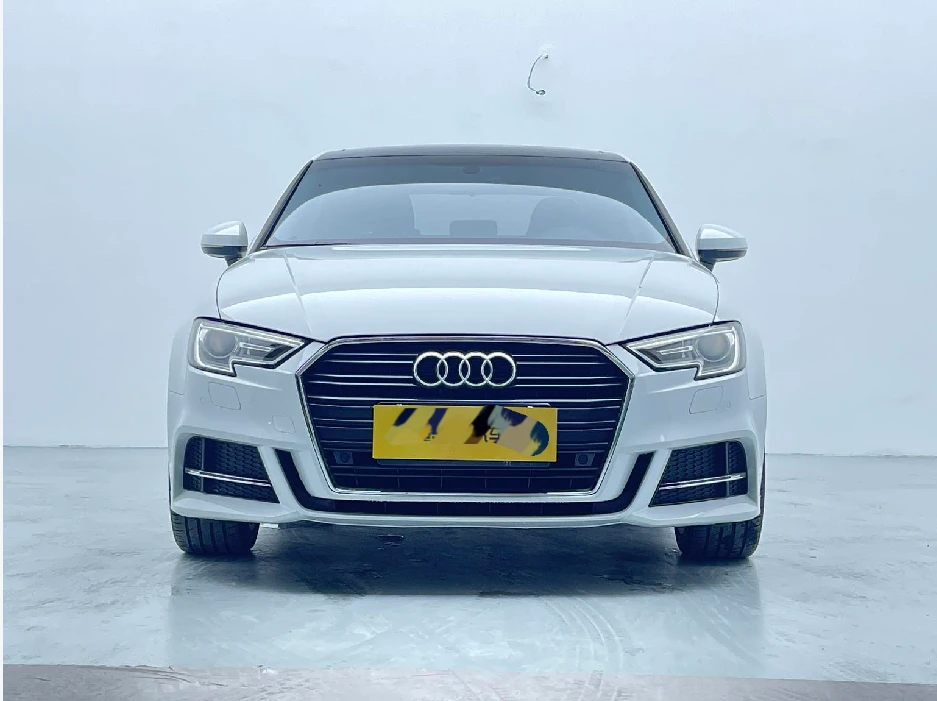 Audi A3 Limousine 35 TFSI 30th Anniversary Edition  - exterior