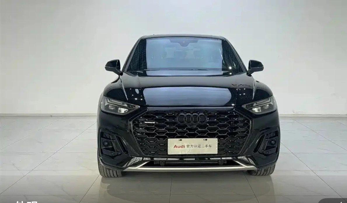 Audi Q5L Sportback 40 Luxury - exterior