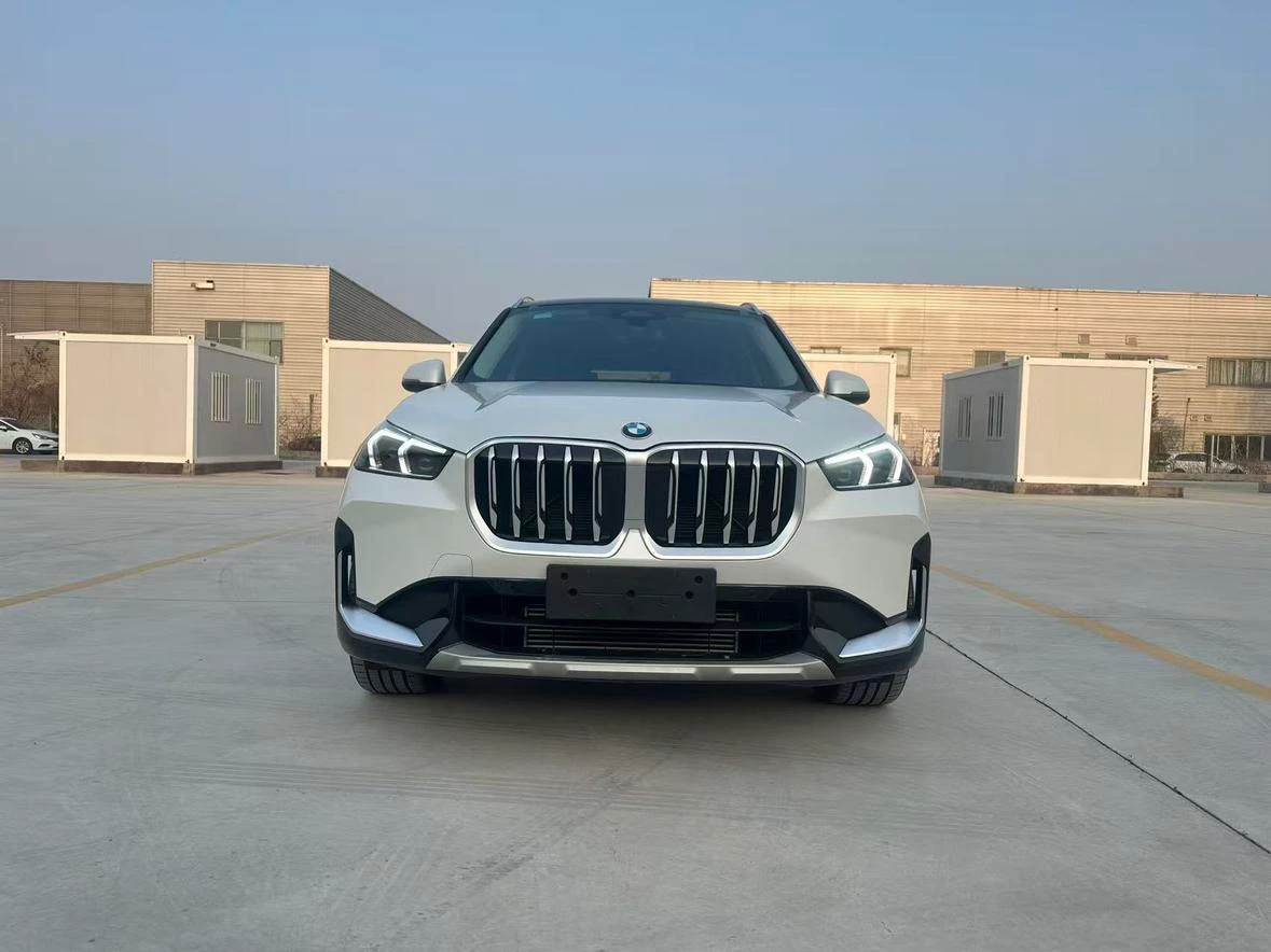 BMW X1 sDrive25Li X Design Package - exterior