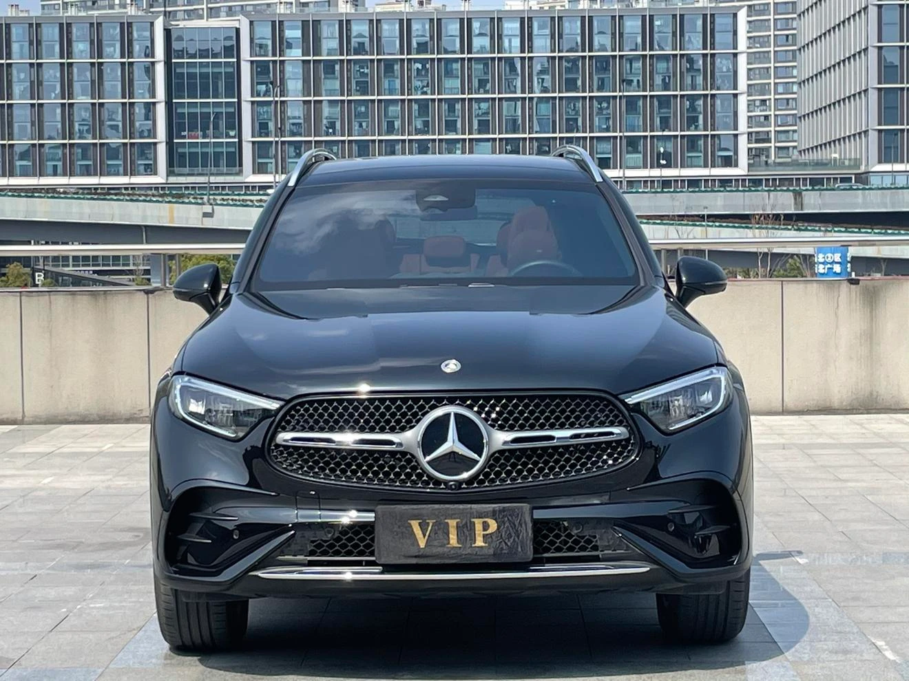 Mercedes-Benz GLC-Class GLC300 L 4MATIC - exterior
