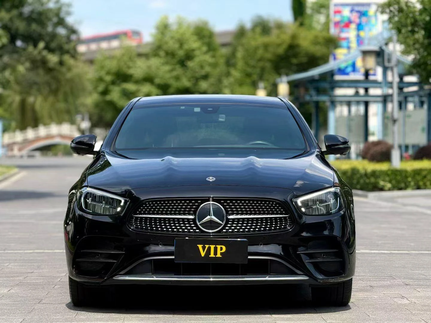 Mercedes-Benz E-Class E300 L - exterior