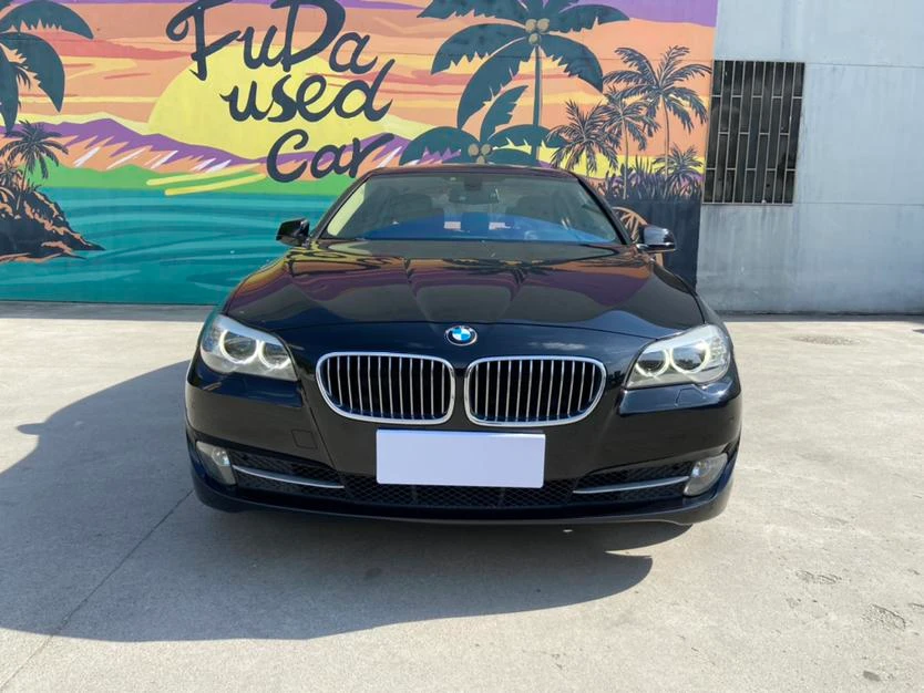 BMW 5 Series 525Li Luxury Model - exterior