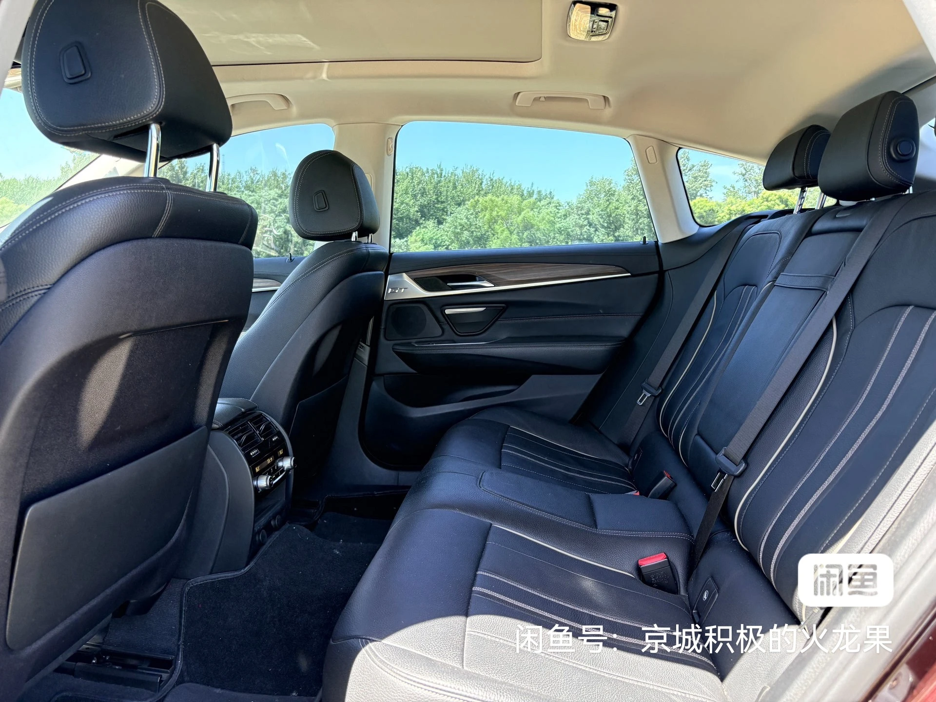 BMW Gran Turismo 630i - interior