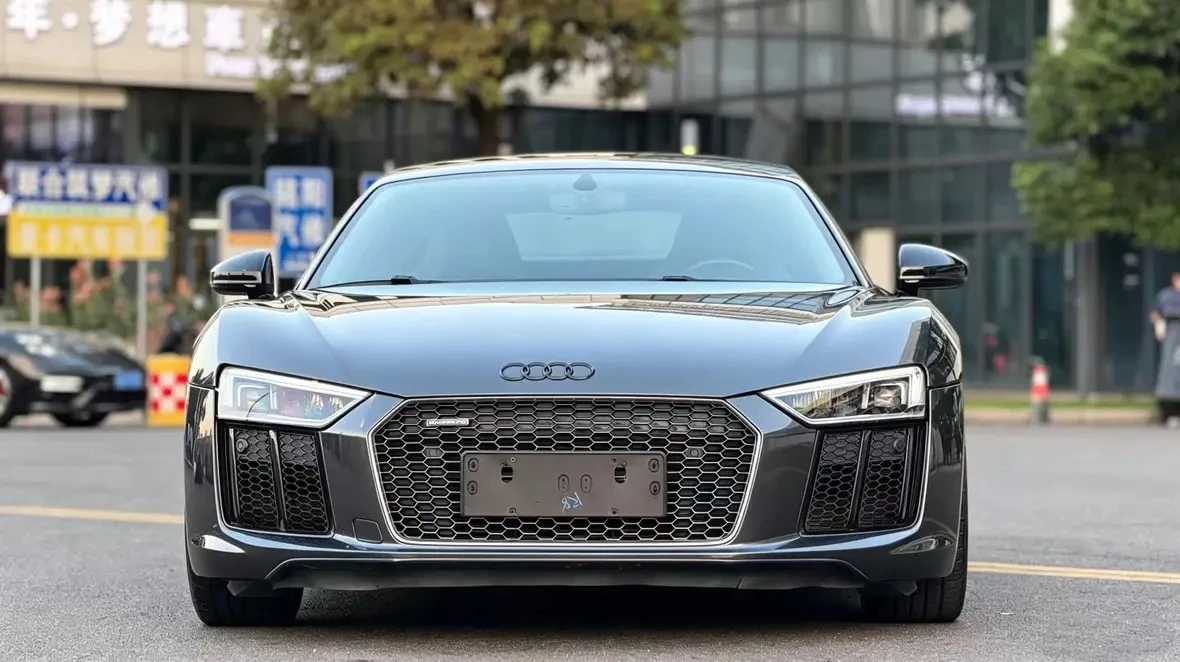 Audi R8 V10 Coupe performance - exterior