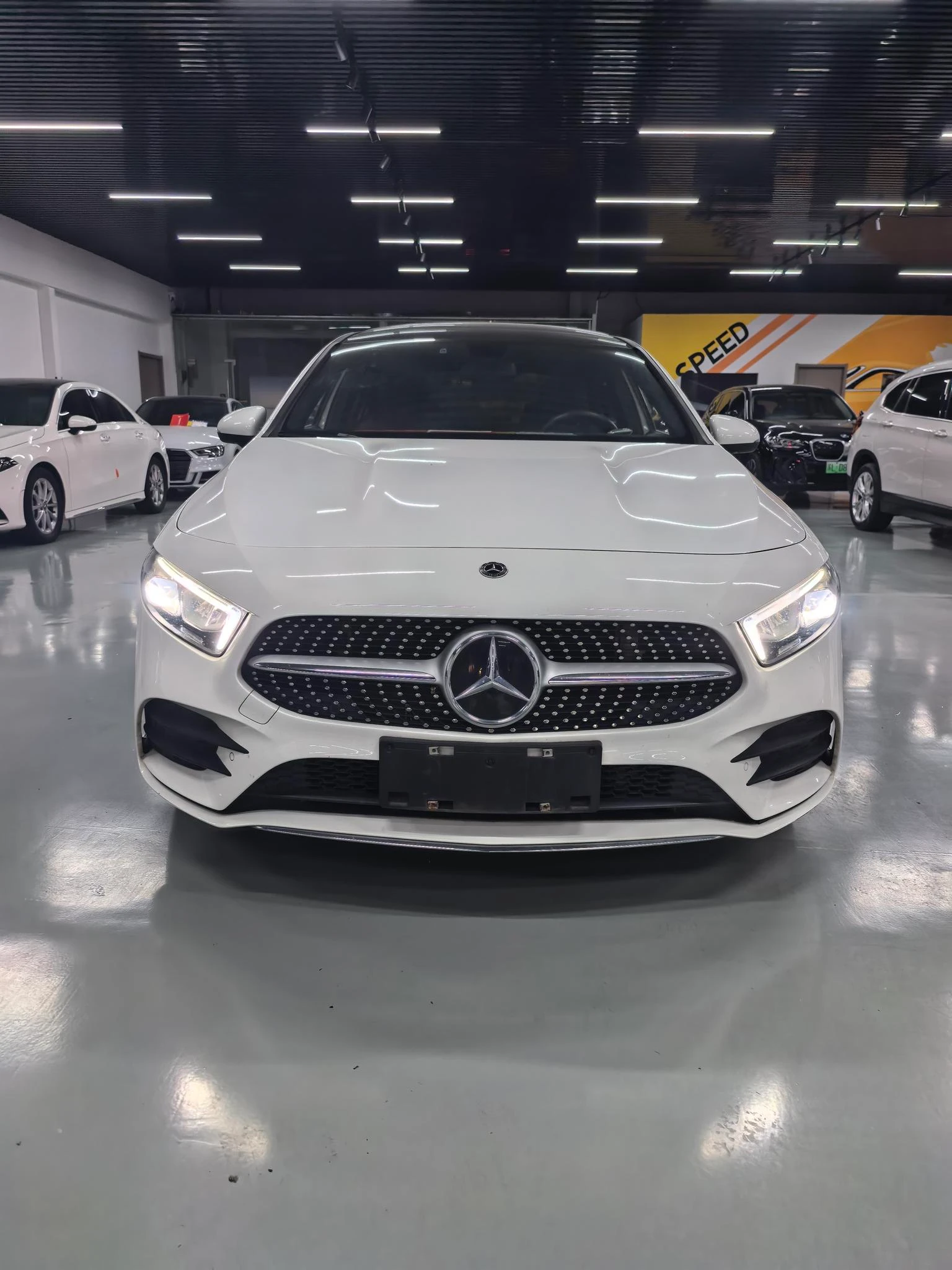 Mercedes-Benz A-Class 200L Sport 