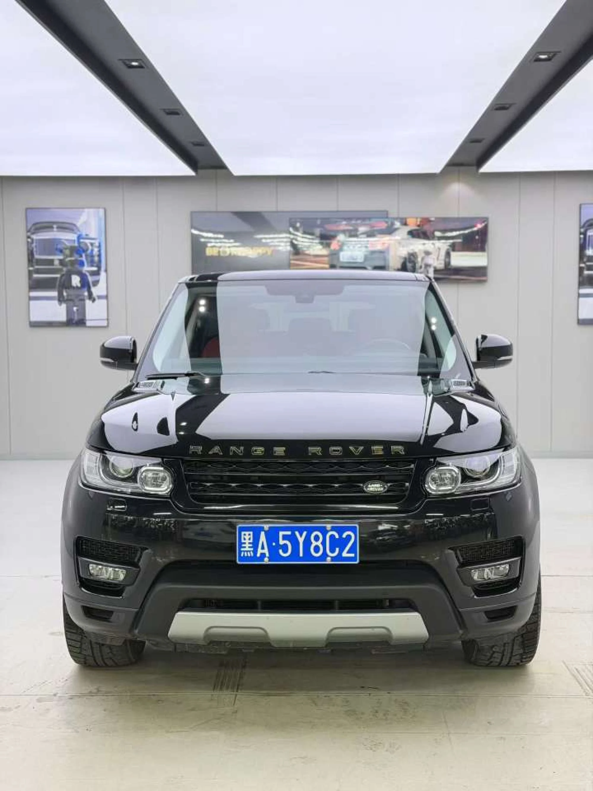 Land Rover Range Rover Sport 3.0L SC V6 HSE Dynamic - exterior