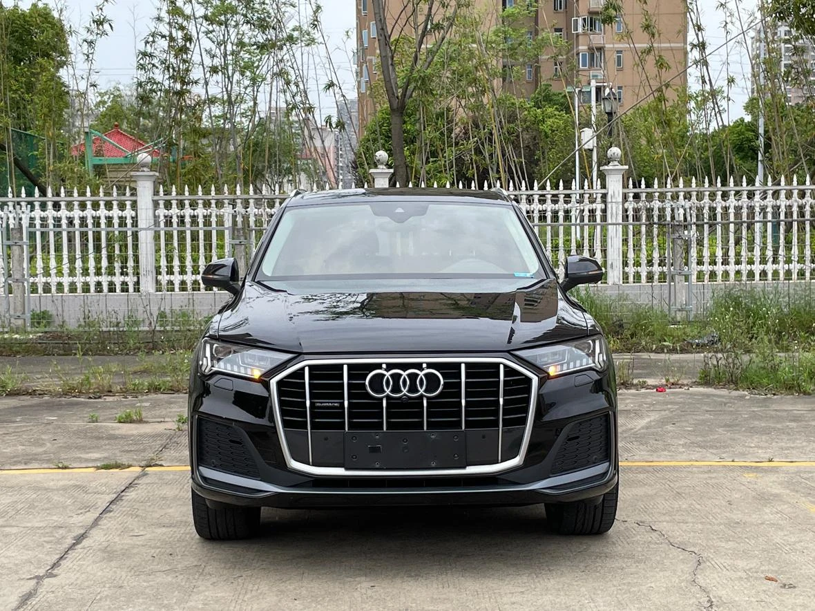 Audi Q7  45 TFSI quattro S line Sport - exterior