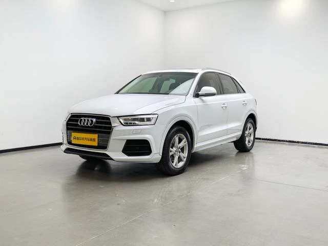 Audi Q3L 35 TFSI Fashion Trim